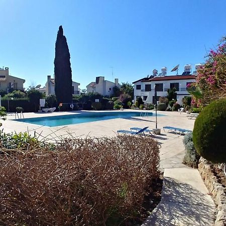 'Chez Antoine' Pool-View 5Min From Sea Lejlighed Paphos Eksteriør billede